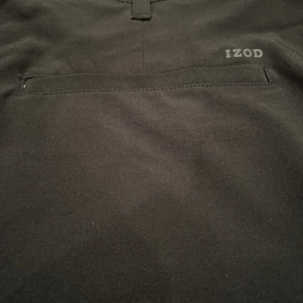 Izod Golf Men's Size‎ 40 Black Shorts Dress Lightweight 6 Pockets
